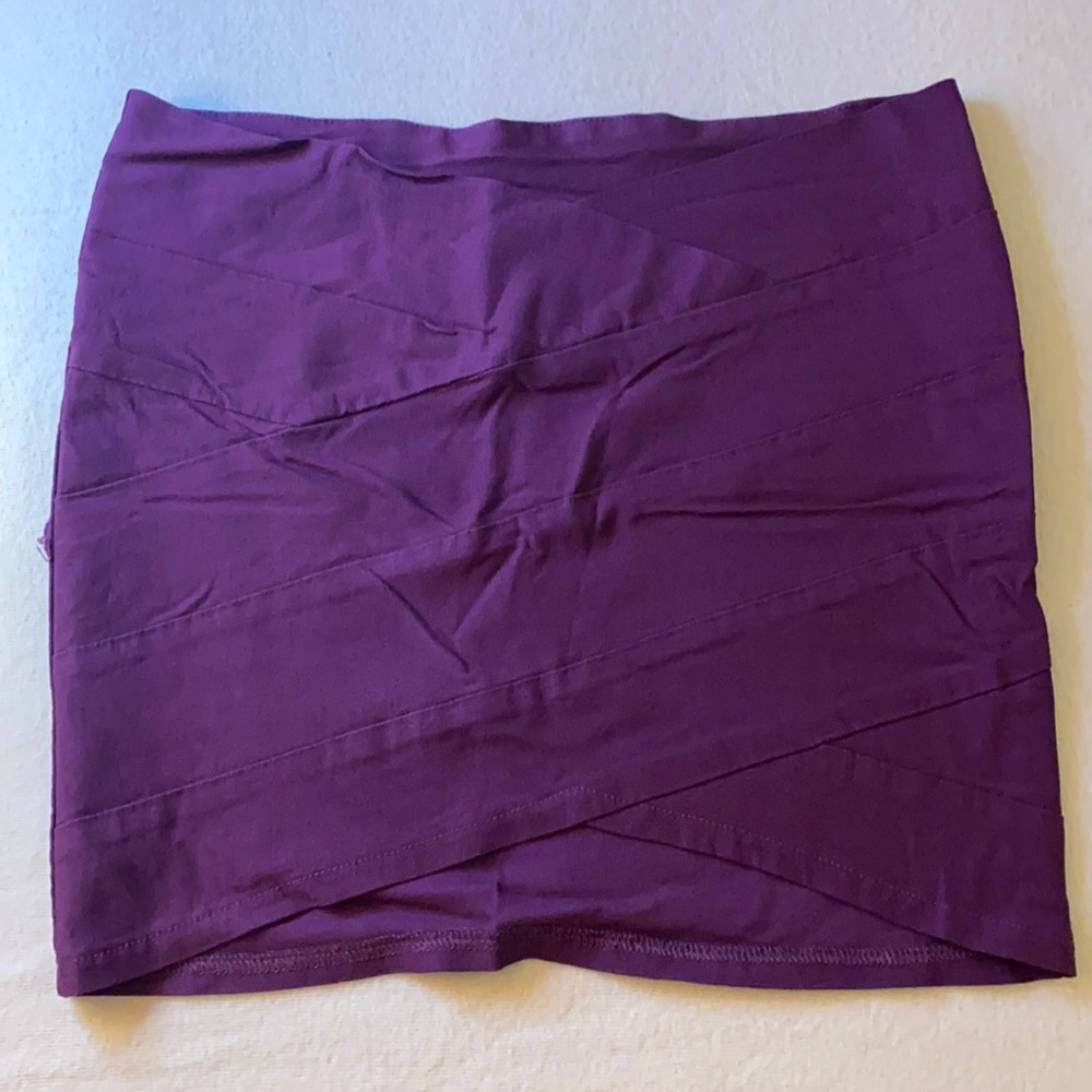 L Purple skirt